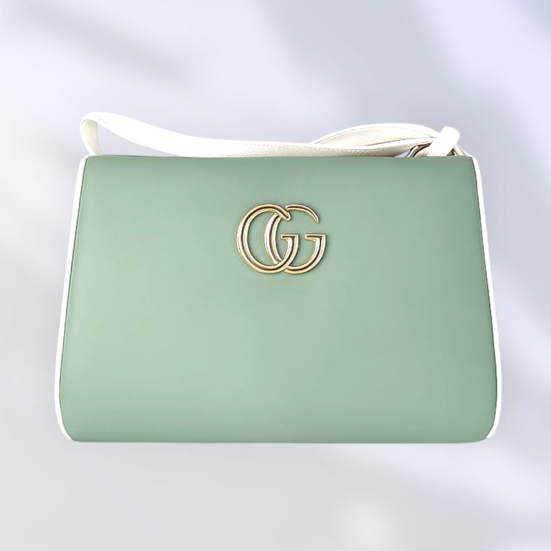 GG Gold Chain Shoulder Bag