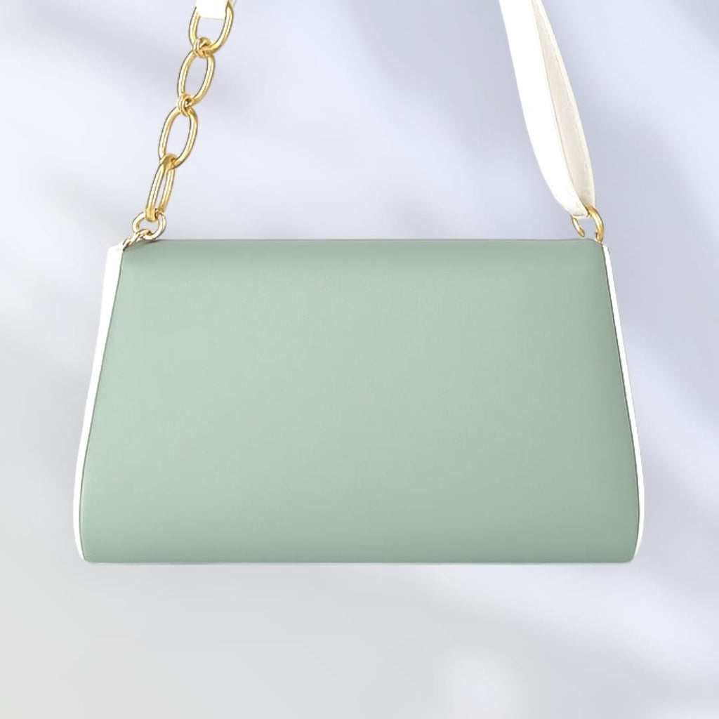 GG Gold Chain Shoulder Bag