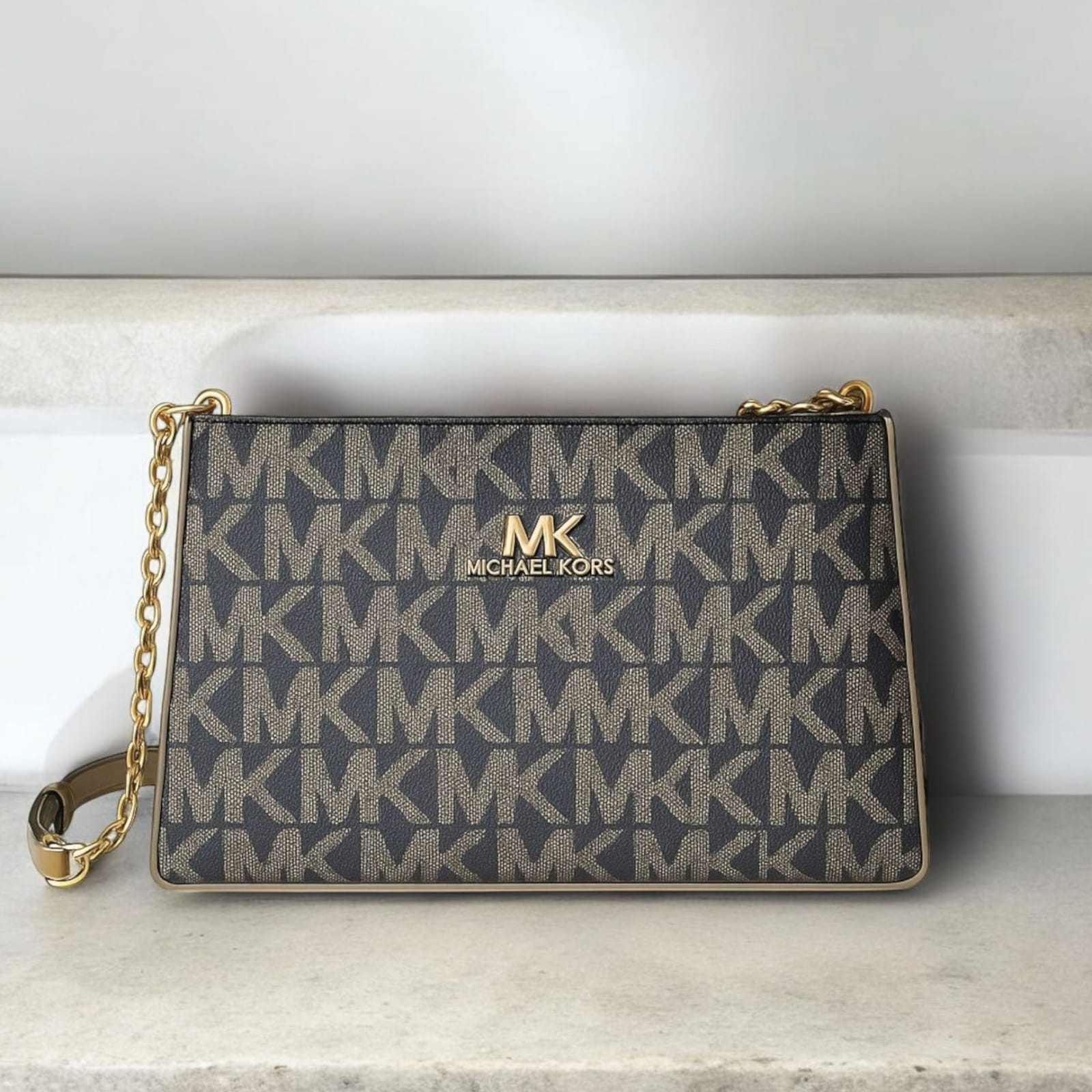 MK Signature Jet Set Shoulder Bag