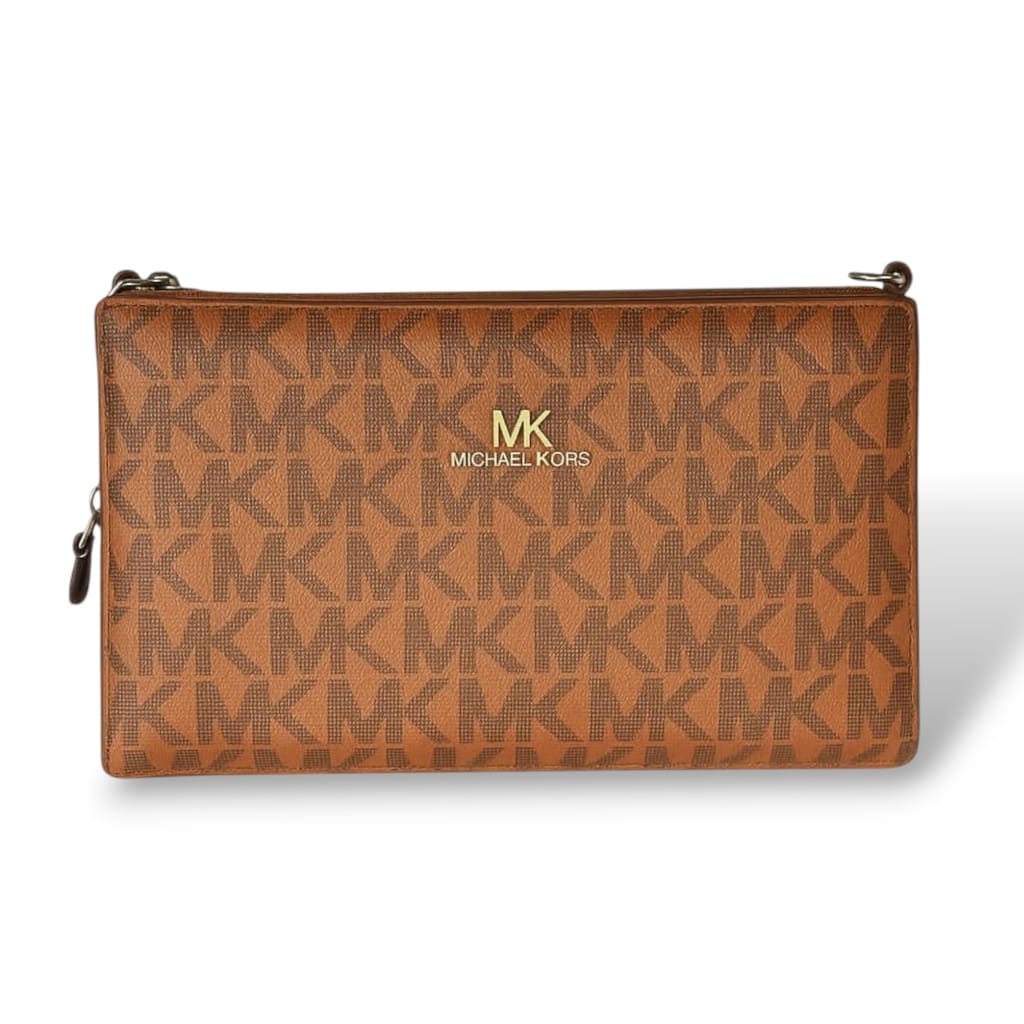 MK Signature Jet Set Shoulder Bag