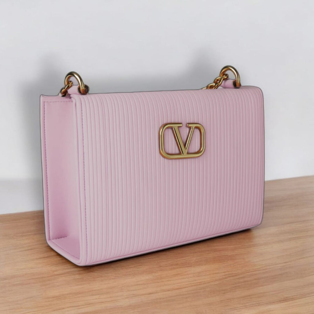 "Valentino Garavani Locò Shoulder Bag in Black with Gold-Tone Chain and Logo"