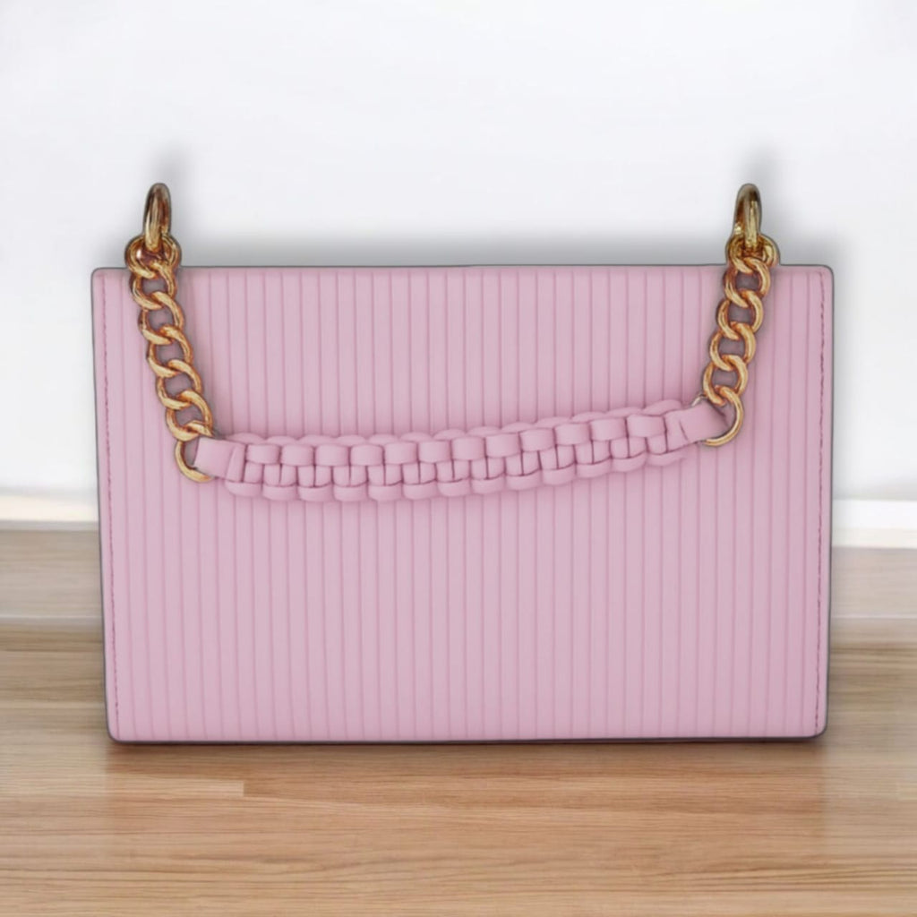 "Valentino Garavani Locò Shoulder Bag in Black with Gold-Tone Chain and Logo"