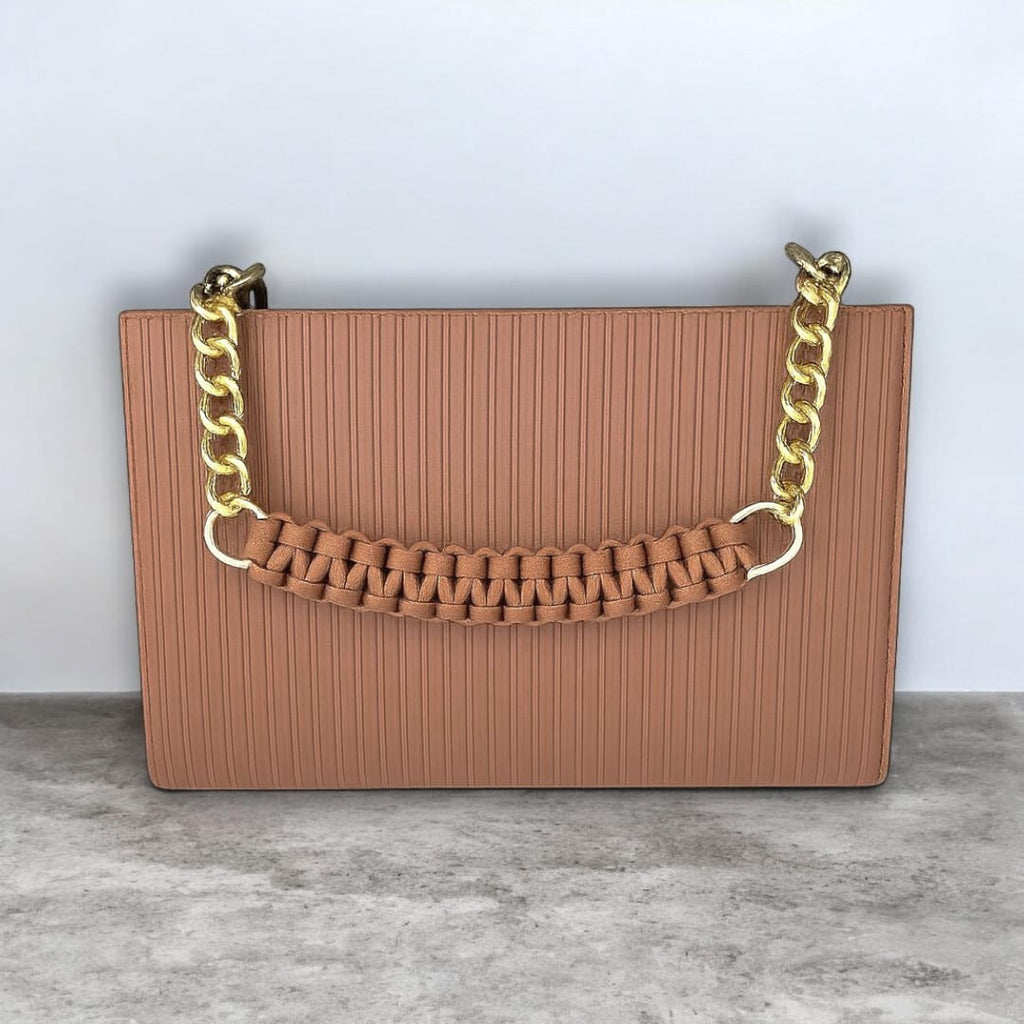 "Valentino Garavani Locò Shoulder Bag in Black with Gold-Tone Chain and Logo"