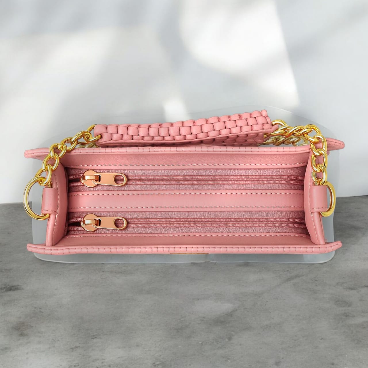 "Valentino Garavani Locò Shoulder Bag in Black with Gold-Tone Chain and Logo"